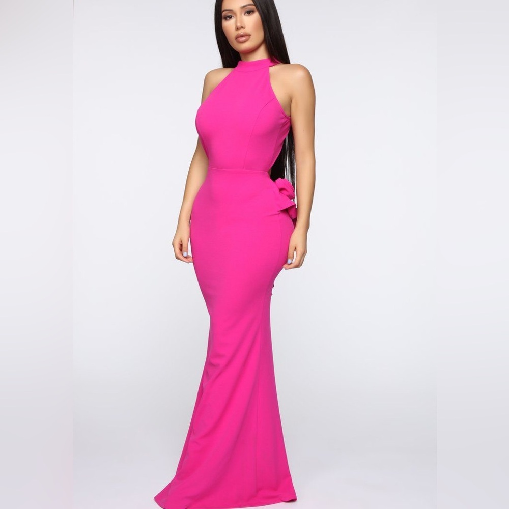 Elegant Magenta Evening Gown, Size: Small - Picture 3 of 10